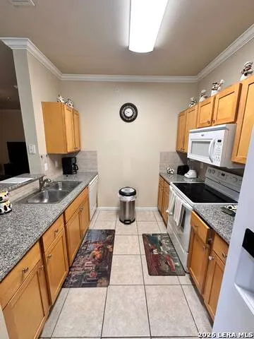 6160 Eckhert Unit 603 San Antonio, TX 78240