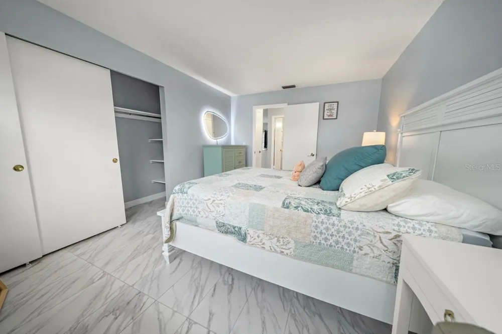 8235 BURGUNDY DRIVE #3 Pinellas Park, FL 33781