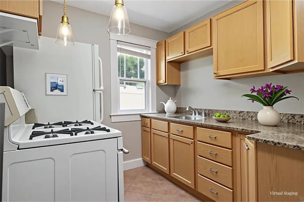 540 11TH AVENUE St Petersburg, FL 33701
