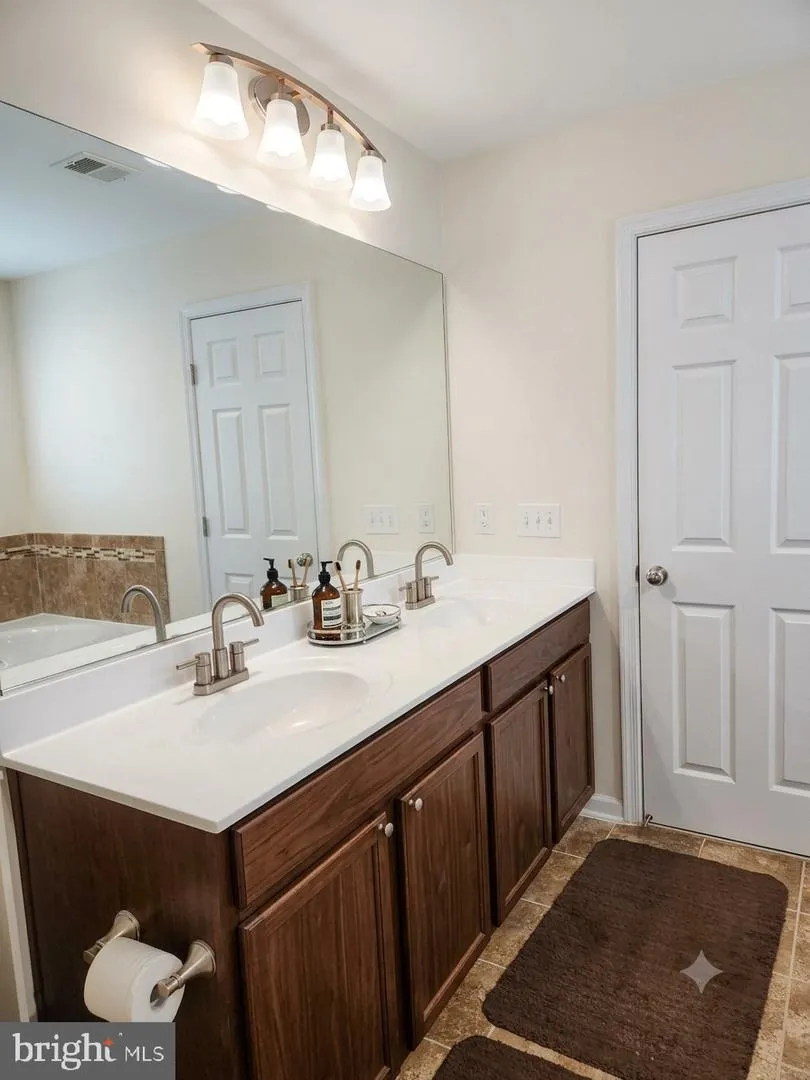 62 CHARTER GATE DRIVE Fredericksburg, VA 22406