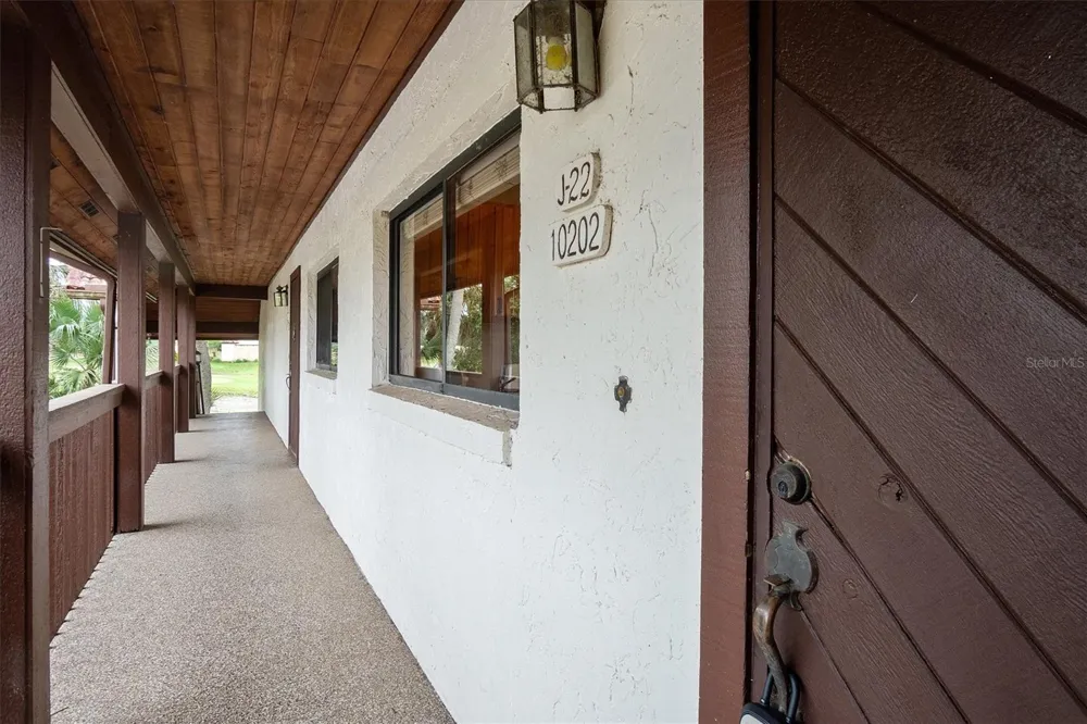 10202 VILLAGE DRIVE #22 Lake Wales, FL 33898