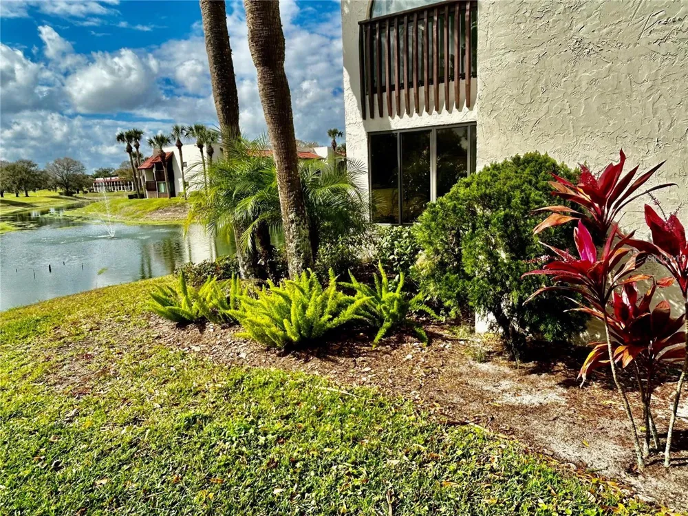 10202 VILLAGE DRIVE #22 Lake Wales, FL 33898