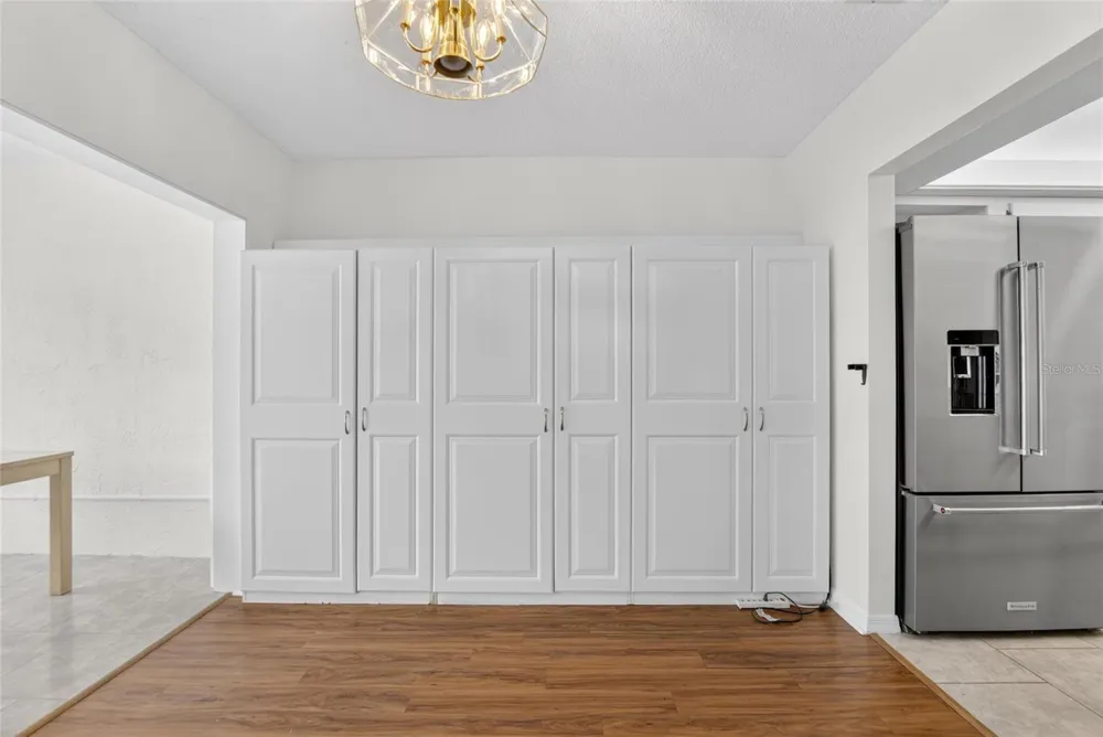213 GLENELLEN PLACE Sun City Center, FL 33573