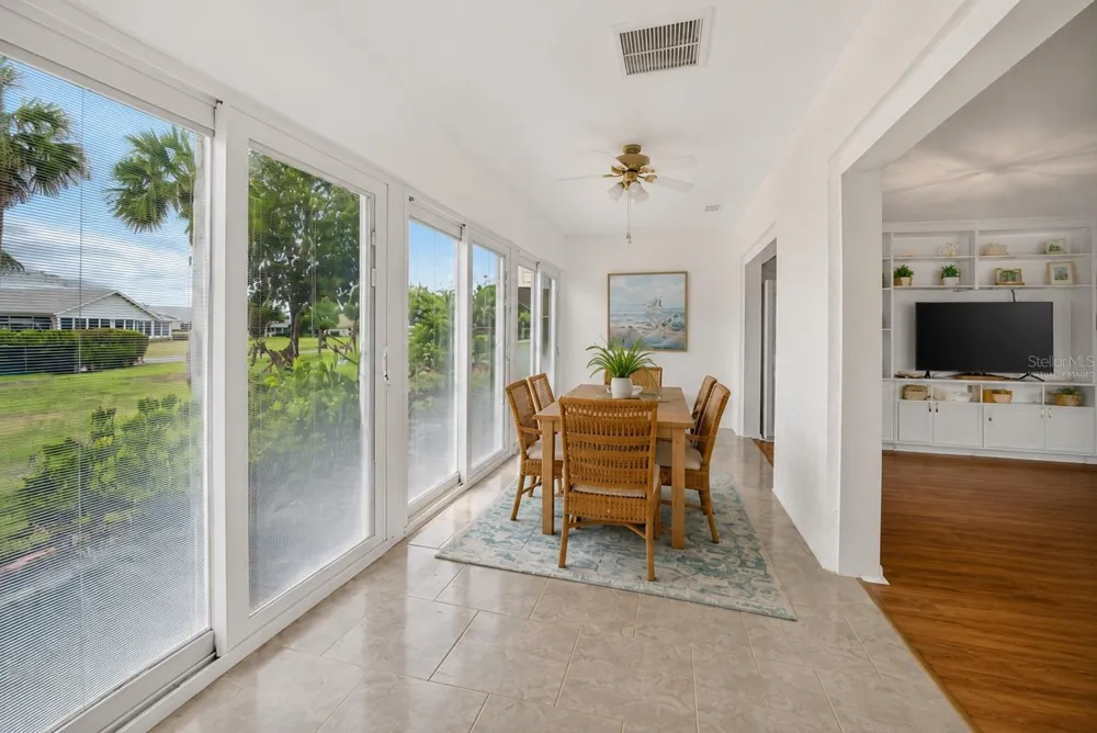 213 GLENELLEN PLACE Sun City Center, FL 33573