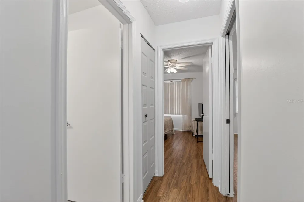 213 GLENELLEN PLACE Sun City Center, FL 33573