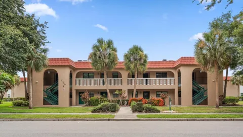 1750 BELLEAIR FOREST DRIVE #B8