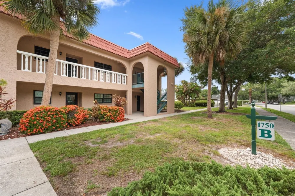 1750 BELLEAIR FOREST DRIVE #B8 Belleair, FL 33756