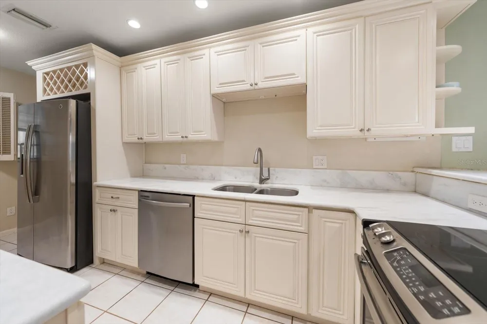 1750 BELLEAIR FOREST DRIVE #B8 Belleair, FL 33756