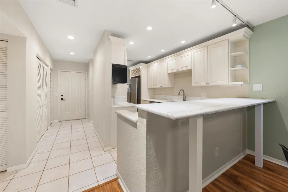 1750 BELLEAIR FOREST DRIVE #B8 Belleair, FL 33756