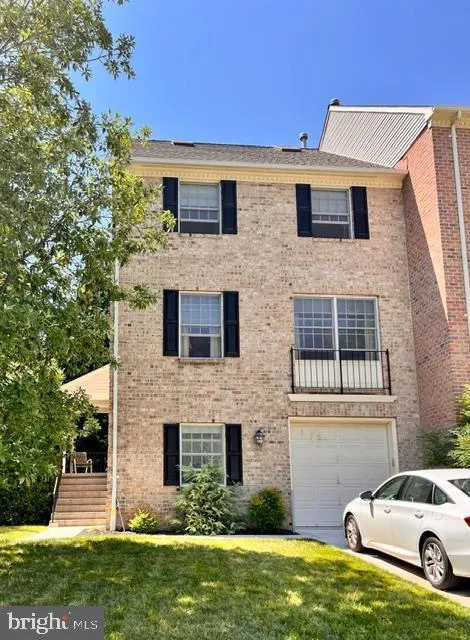 16 HEWETSON COURT