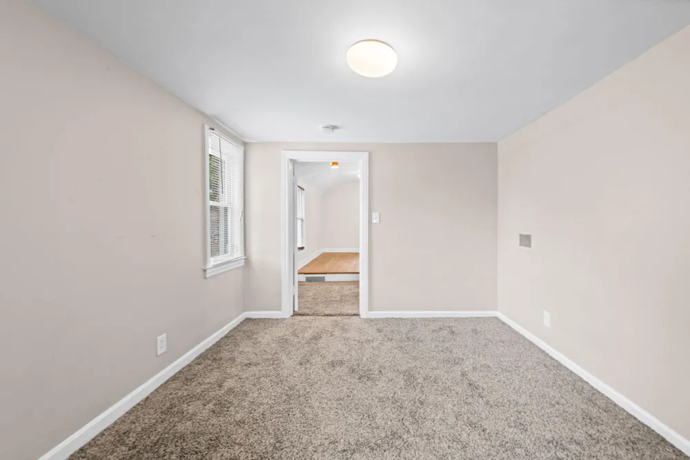 6953 Mayburn Street Dearborn Heights, MI 48127