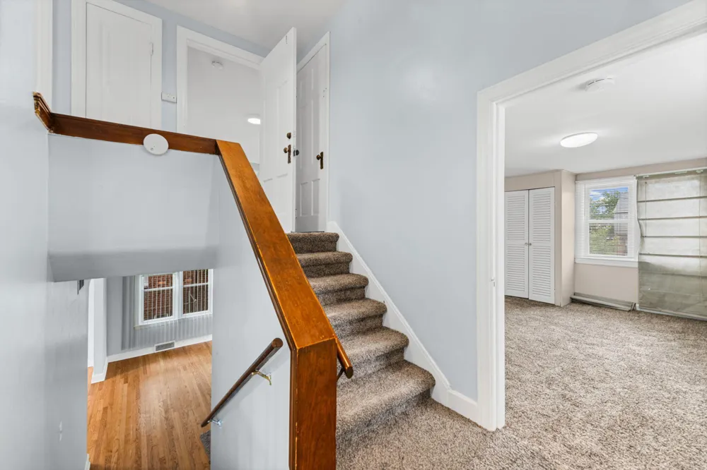 6953 Mayburn Street Dearborn Heights, MI 48127