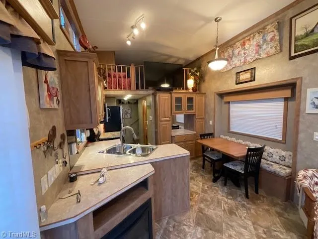 2330 Edmonds Road #46 Galax, VA 24333