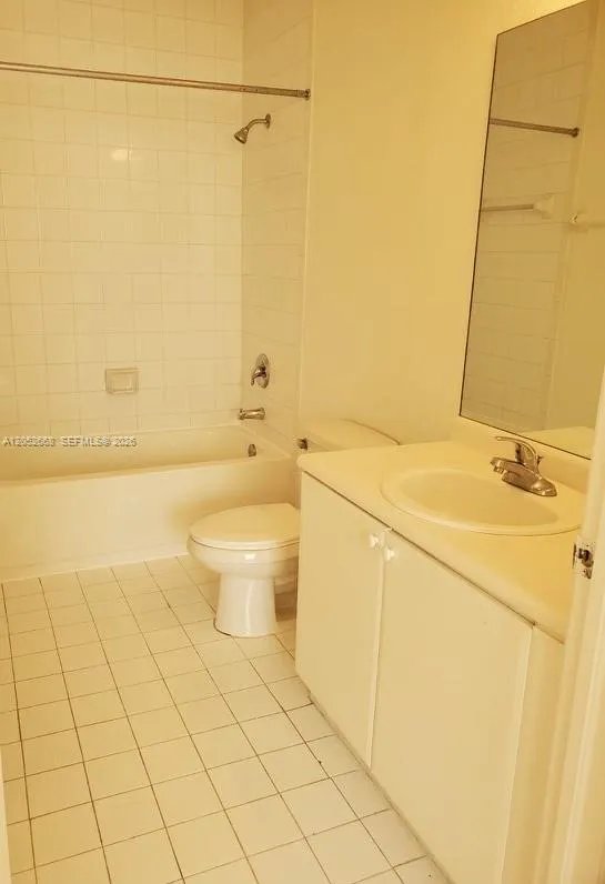 2925 SE 16th Ave #102 Homestead, FL 33035