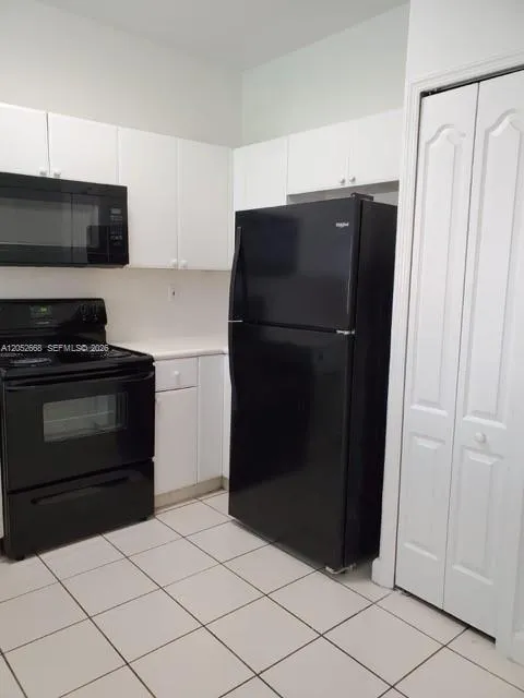 2925 SE 16th Ave #102 Homestead, FL 33035