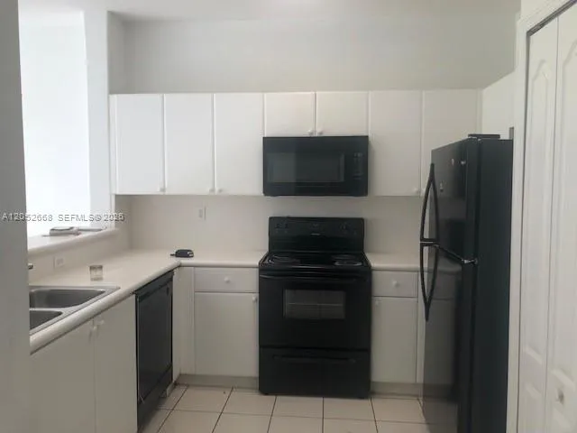 2925 SE 16th Ave #102 Homestead, FL 33035