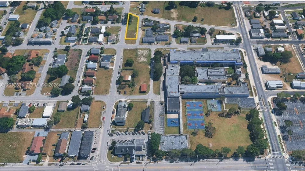 321 SW 6 street Homestead, FL 33030