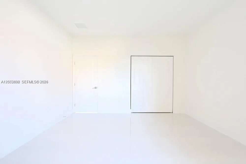 15631 SW 11th Ter Miami, FL 33194