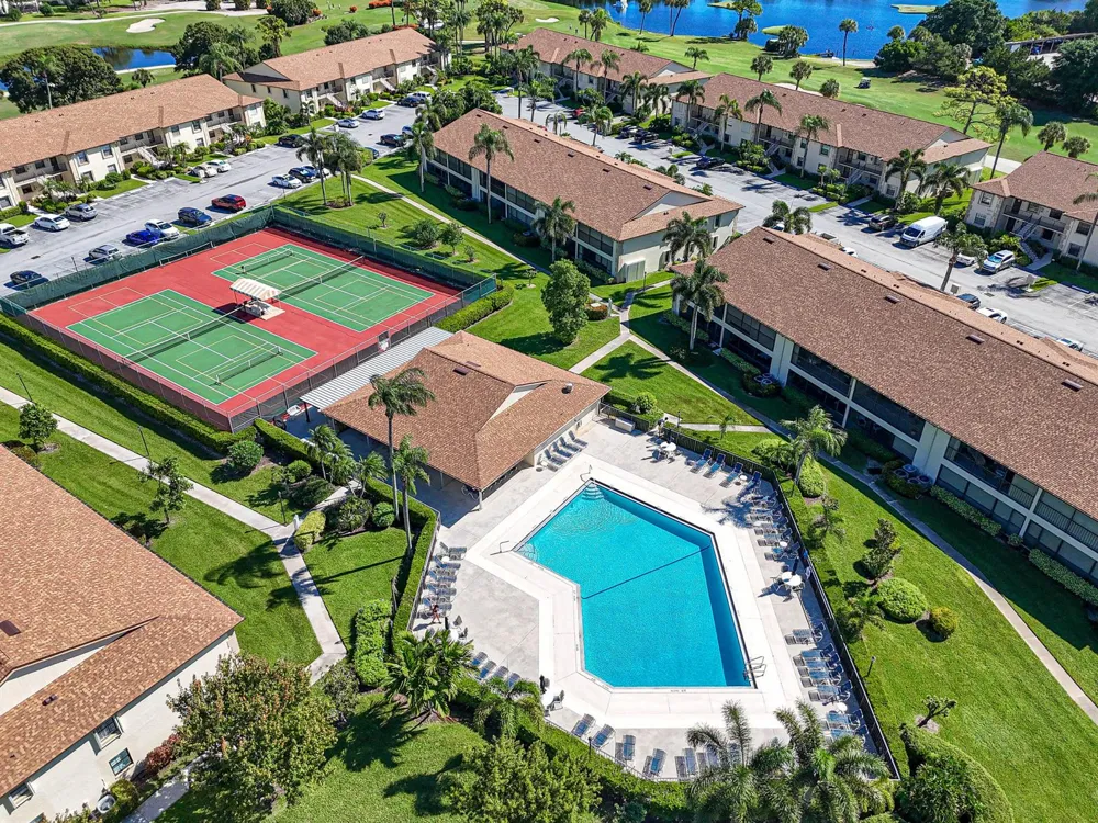 2727 Anzio Court #307 Palm Beach Gardens, FL 33410