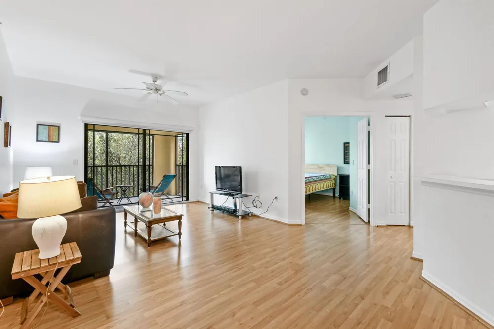 2727 Anzio Court #307 Palm Beach Gardens, FL 33410