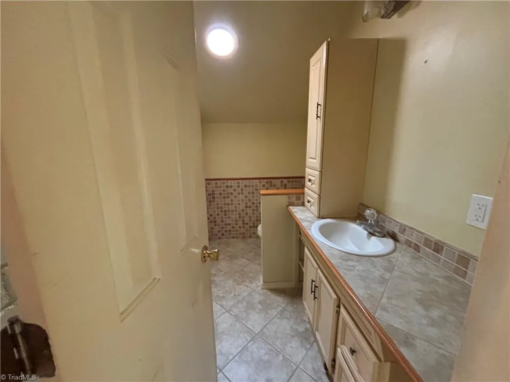 1793 US Highway 220 Stokesdale, NC 27357