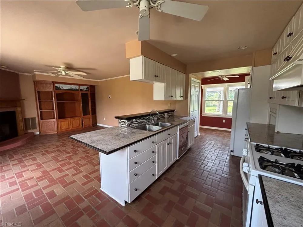 1793 US Highway 220 Stokesdale, NC 27357