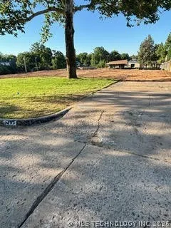 2430 E 38th Street Tulsa, OK 74105