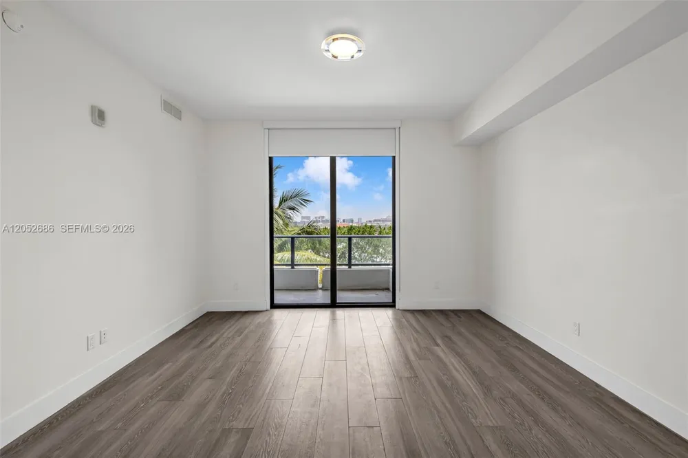 2960 NE 207th St #811 Aventura, FL 33180
