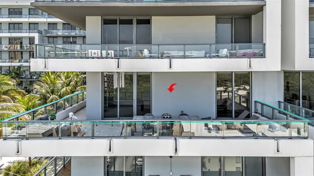 2960 NE 207th St #811 Aventura, FL 33180