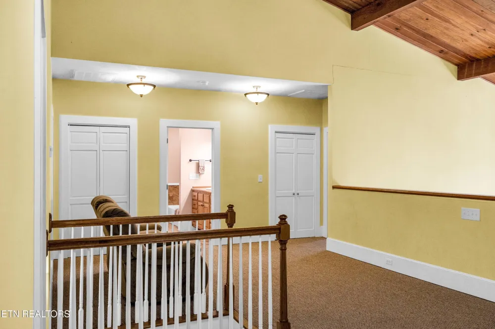 128 Rafter Rd Tellico Plains, TN 37385