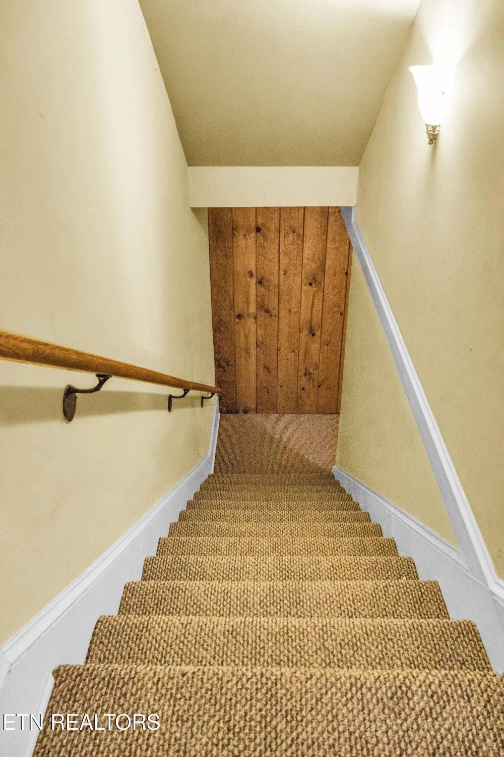 128 Rafter Rd Tellico Plains, TN 37385