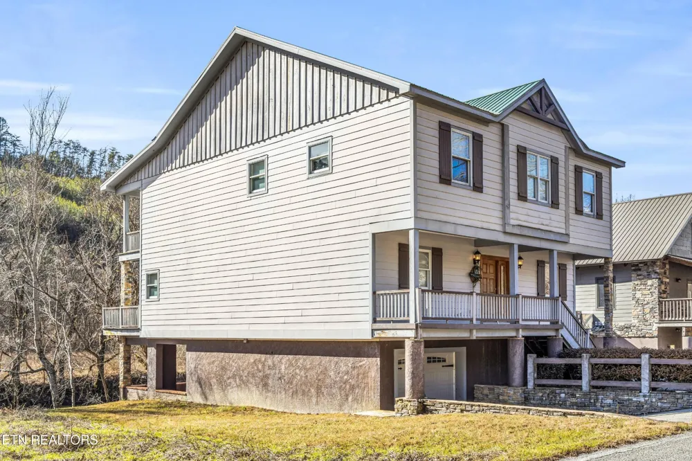 128 Rafter Rd Tellico Plains, TN 37385