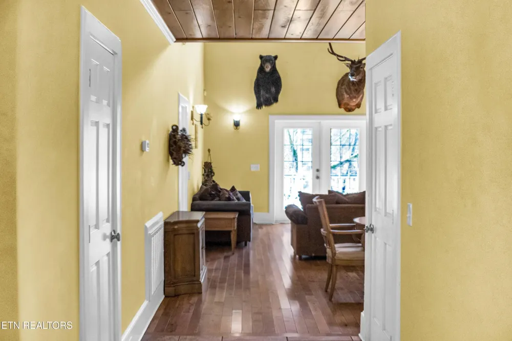 128 Rafter Rd Tellico Plains, TN 37385