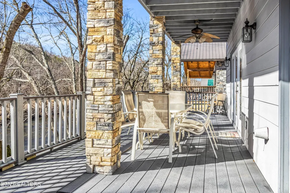 128 Rafter Rd Tellico Plains, TN 37385