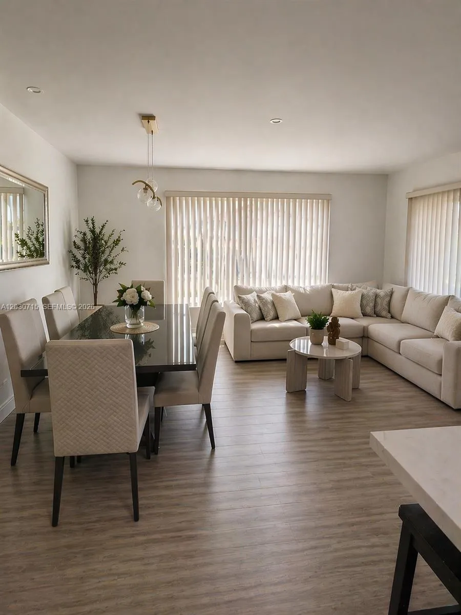 200 E High Point Ct E #D Delray Beach, FL 33445