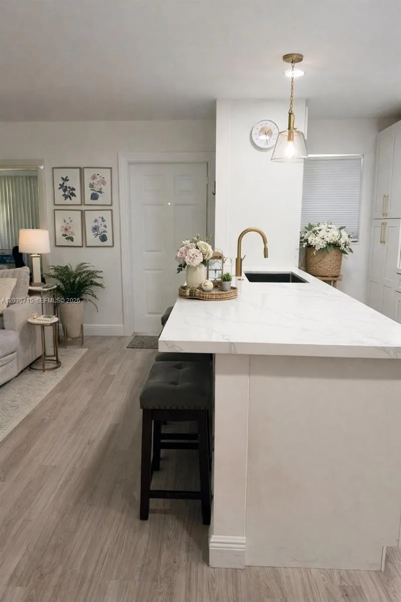 200 E High Point Ct E #D Delray Beach, FL 33445