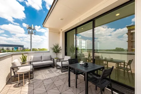 1201 Shore District Drive