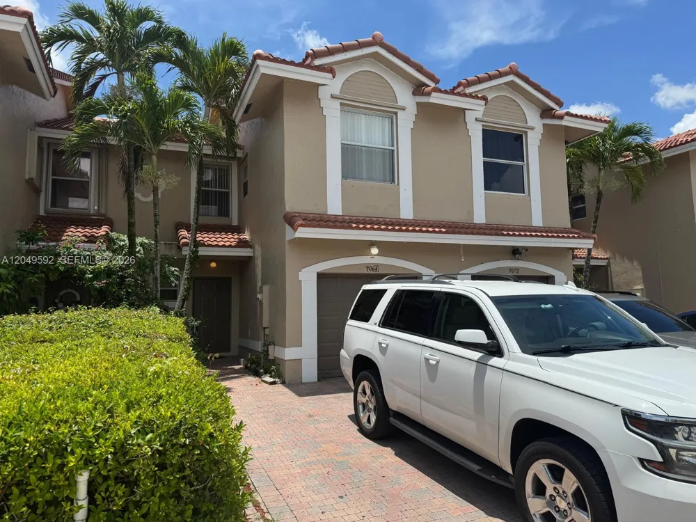 9064 NW 54th St #9064 Sunrise, FL 33351