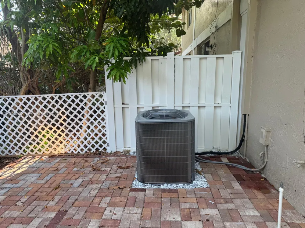 9064 NW 54th St #9064 Sunrise, FL 33351
