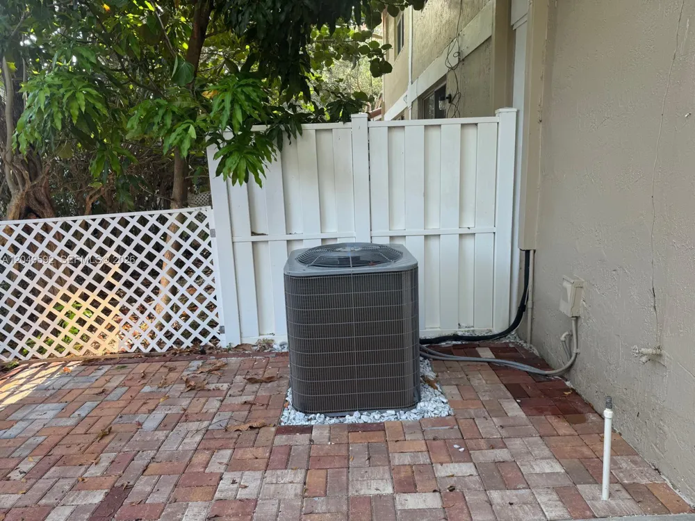 9064 NW 54th St #9064 Sunrise, FL 33351
