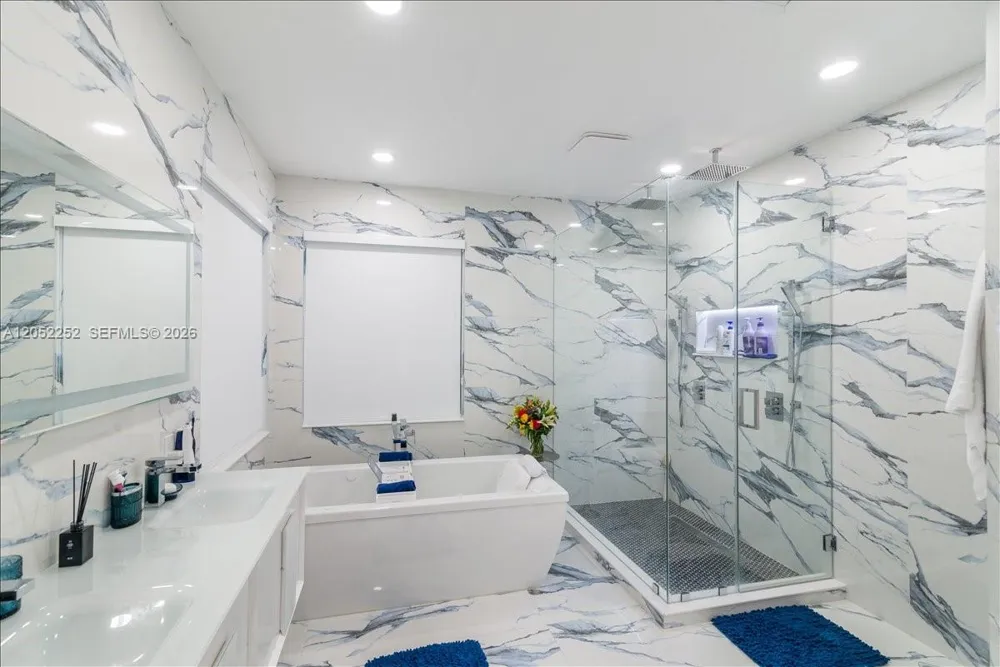 16234 SW 48th Ter Miami, FL 33185