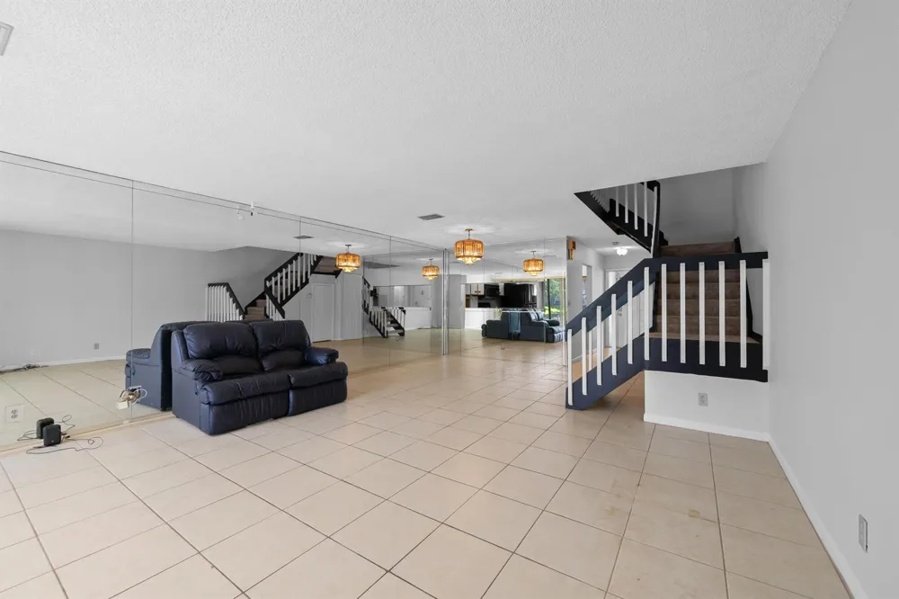 4586 Carambola Circle S #27217 Coconut Creek, FL 33066