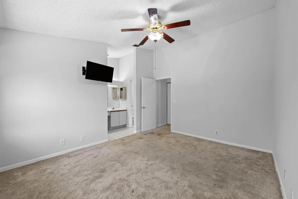 4586 Carambola Circle S #27217 Coconut Creek, FL 33066