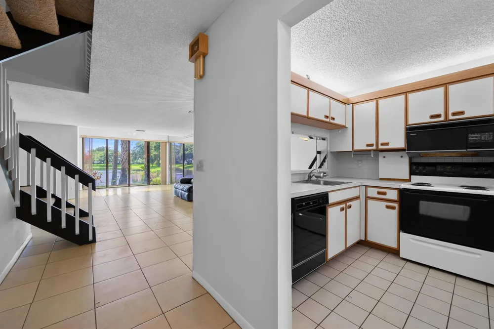 4586 Carambola Circle S #27217 Coconut Creek, FL 33066