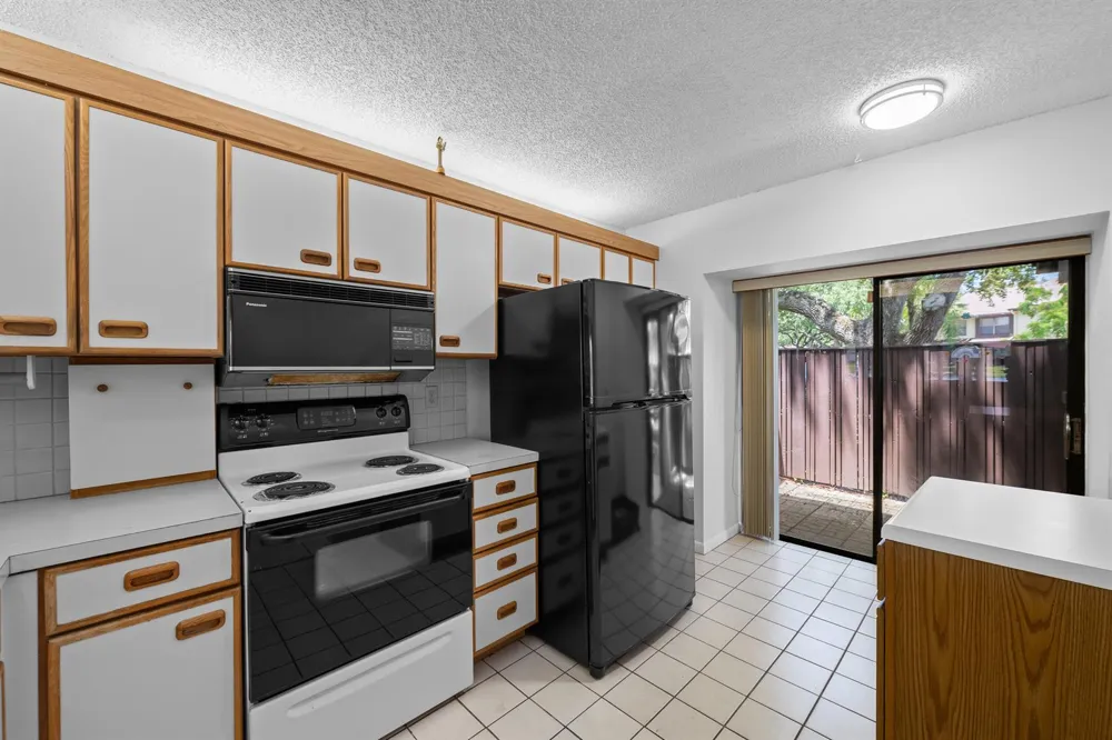 4586 Carambola Circle S #27217 Coconut Creek, FL 33066
