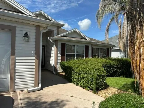 992 Ridgeland Path