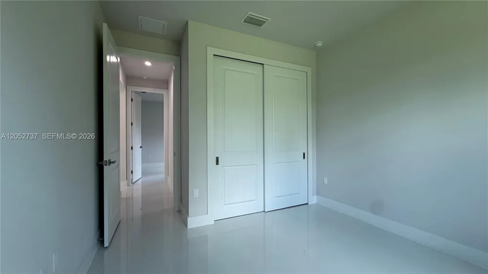 4518 6th ave se Naples, FL 34117