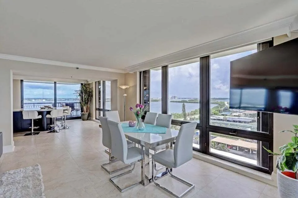 5380 Ocean Drive #11j Riviera Beach, FL 33404