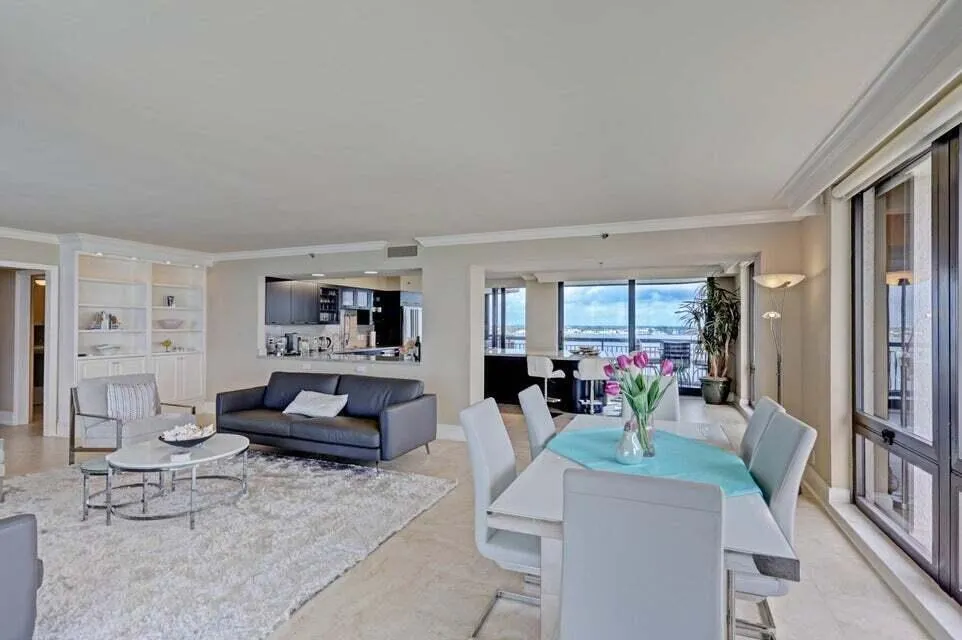5380 Ocean Drive #11j Riviera Beach, FL 33404
