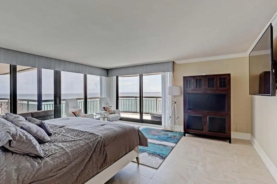 5380 Ocean Drive #11j Riviera Beach, FL 33404